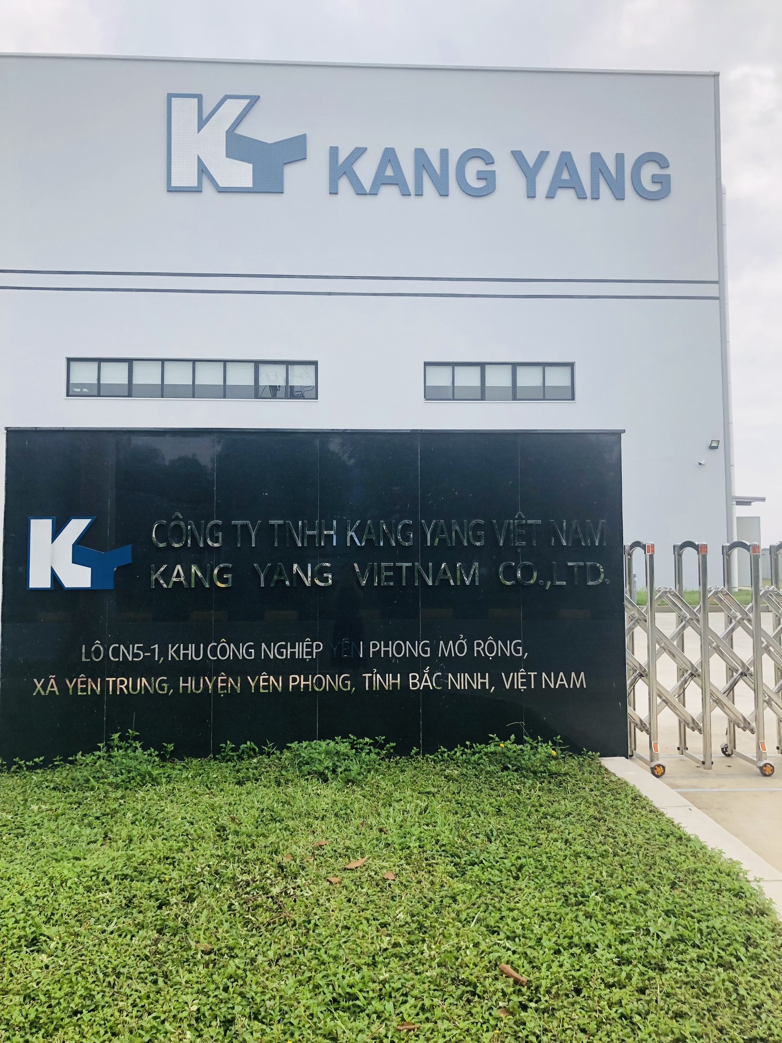 Thang máy tải hàng tại KangYang, Yên Phong, Bắc Ninh